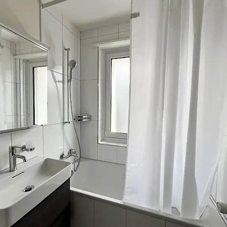 Apartman Modern Close To Train Station Oerlikon-201-16- *